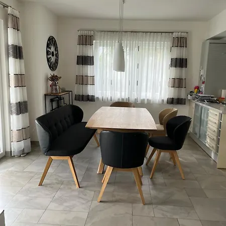 Traumhaftes Einfamilienhaus *