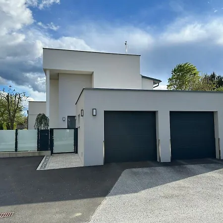 Holiday home Traumhaftes Einfamilienhaus Lieboch