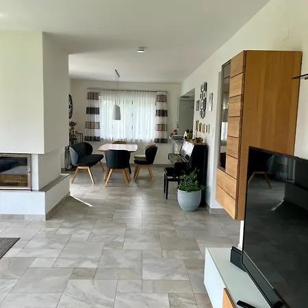 Holiday home Traumhaftes Einfamilienhaus Lieboch